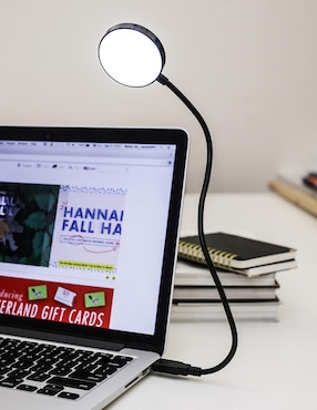 Lámpara USB Kikkerland de acero