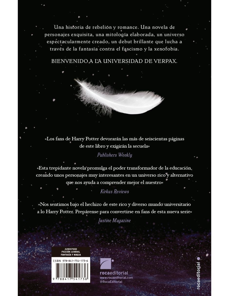 Libro La bruja negra de Laurie Forest 2