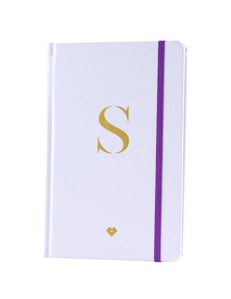Libreta rayada y blanca