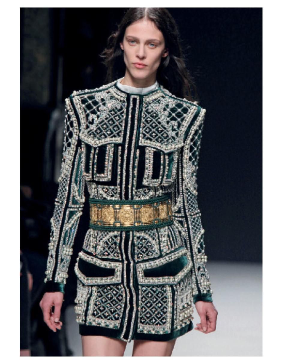 Pequeño libro de Balmain de Karen Homer 4