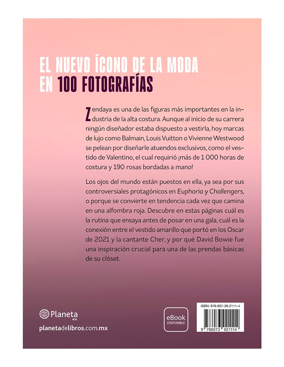 Libro Íconos del Estilo Zendaya de Kristen Bateman 2