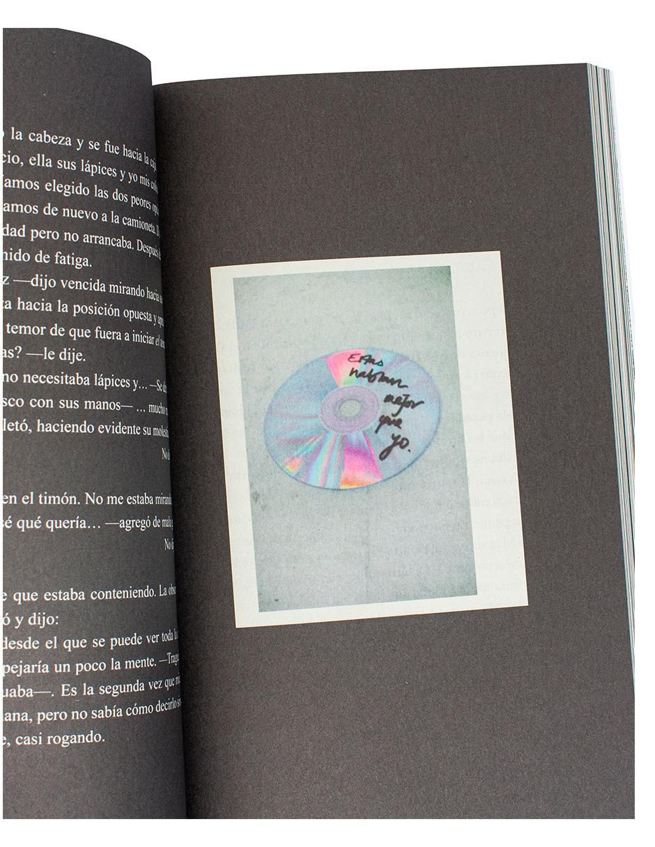 Libro Edición Especial Sí, si es contigo de Calle y Poché 2